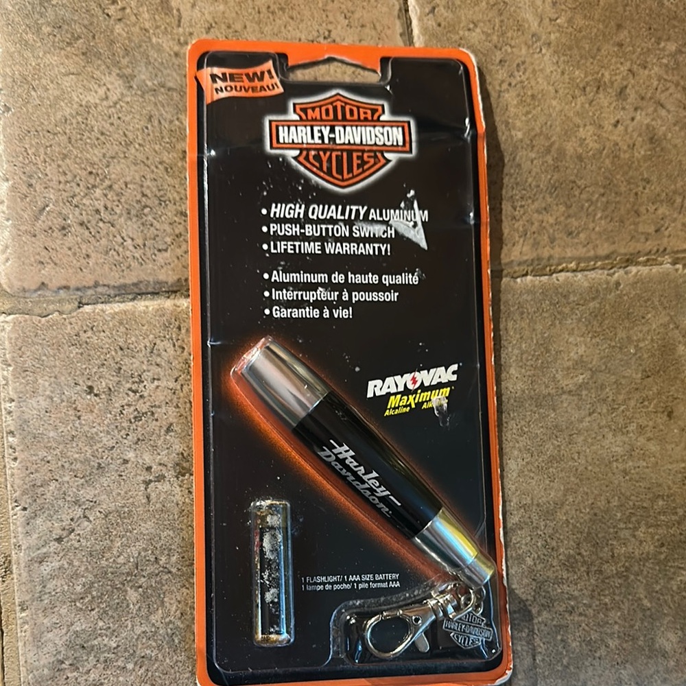 VTG 90S RAYOVAC HARLEY-DAVIDSON FLASHLIGHT KEYCHAIN. ORIGINAL BOX AS IS